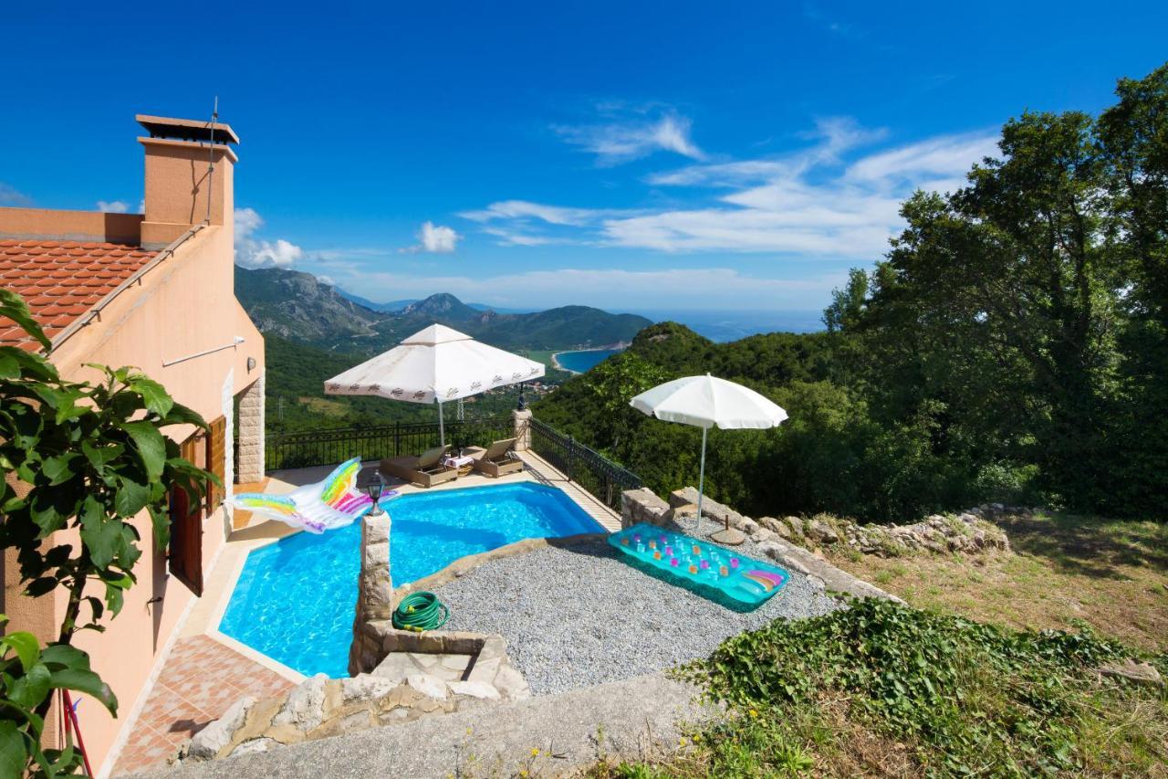 Villa Robinson Петровац Экстерьер фото