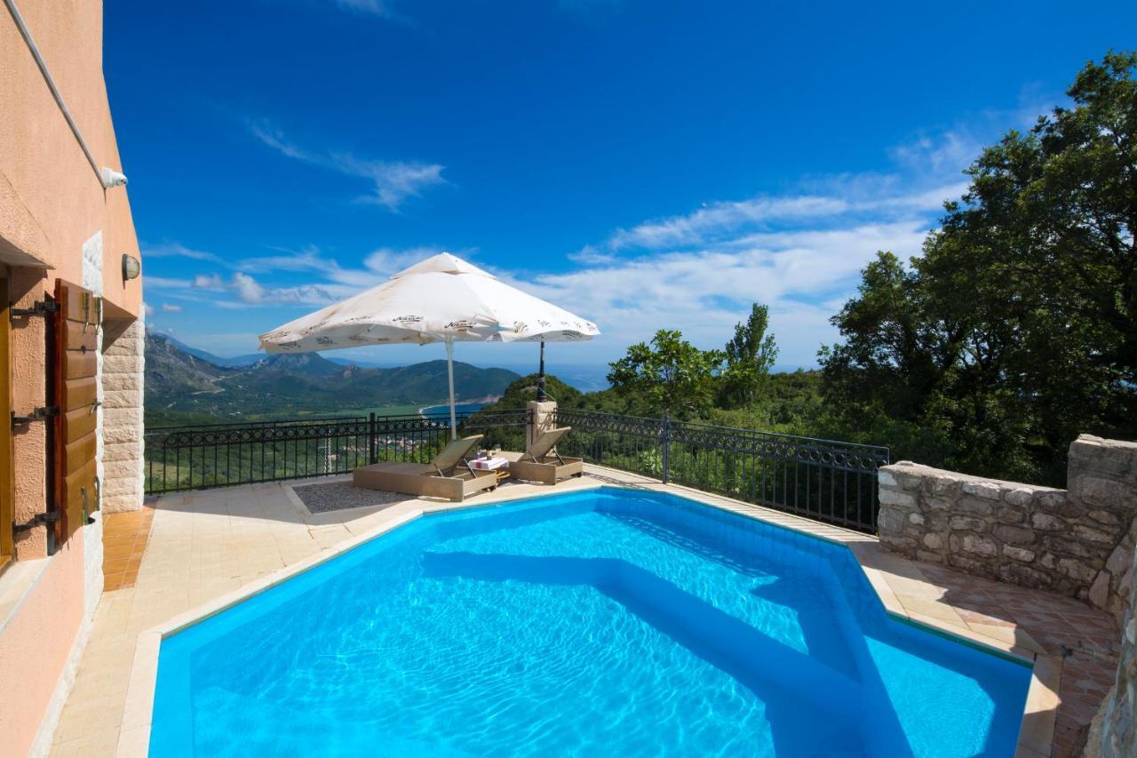 Villa Robinson Петровац Экстерьер фото