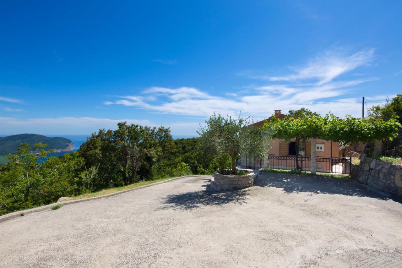 Villa Robinson Петровац Экстерьер фото