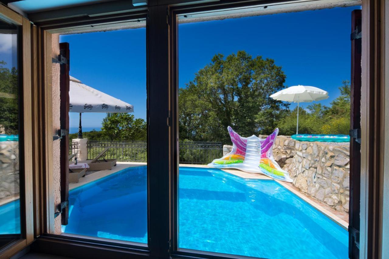 Villa Robinson Петровац Экстерьер фото